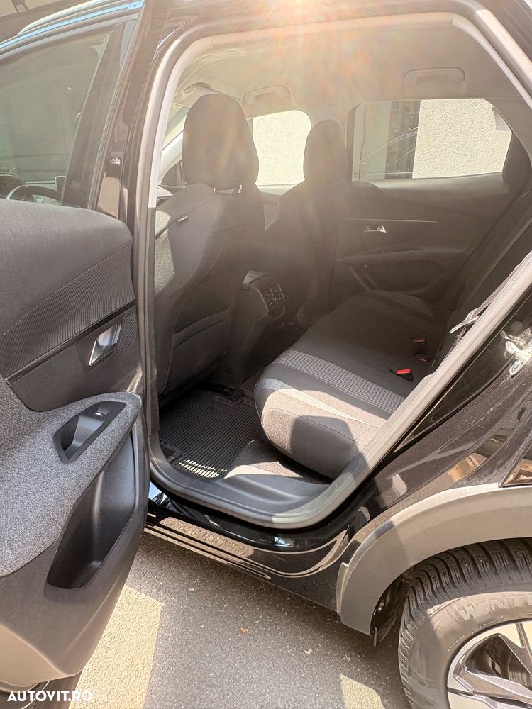Peugeot 3008 1.6 PureTech Turbo S&S EAT8 Active - 7