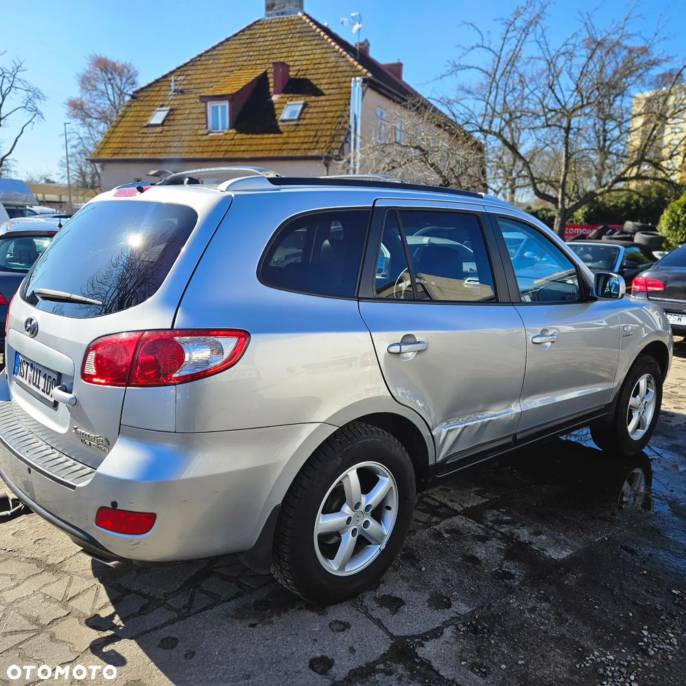 Hyundai Santa Fe - 2