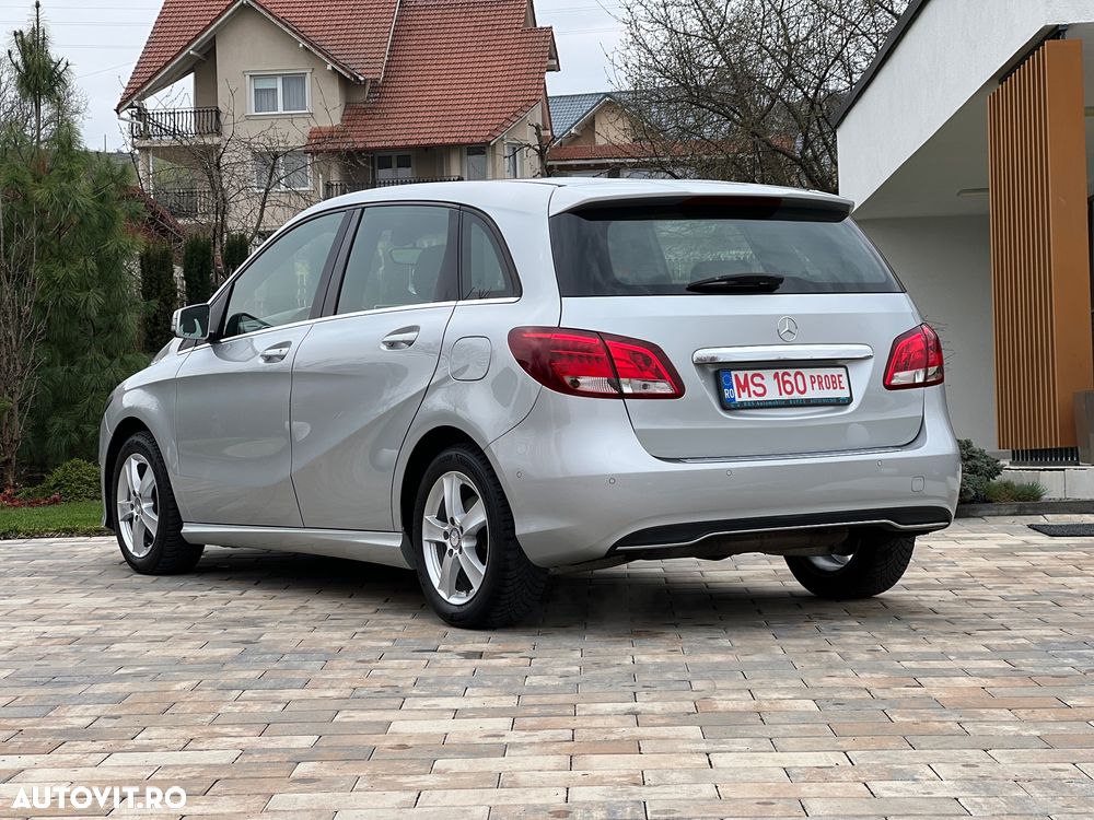 Mercedes-Benz B 180 BlueEfficiency 7G-DCT - 15