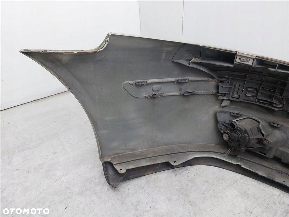 Zderzak przód przedni Renault Laguna II 2001-2005 PRZED LIFT - 4