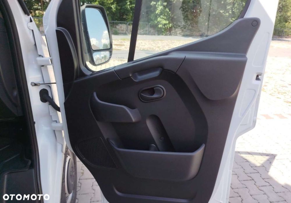 Renault Master - 18