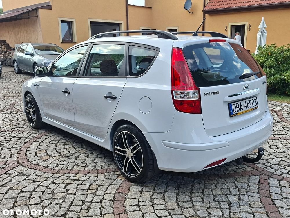 Hyundai i30 1.6 blue Comfort - 3