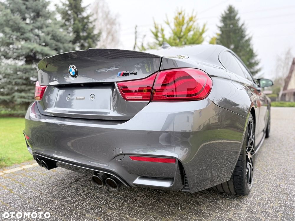 BMW M4 DKG Competition - 10
