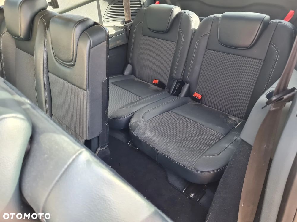 Ford Grand C-MAX 1.6 TDCi Titanium - 16