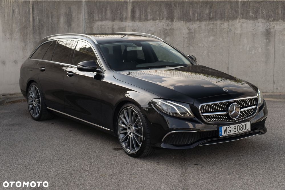 Mercedes-Benz Klasa E 220 d T 9G-TRONIC Avantgarde - 1