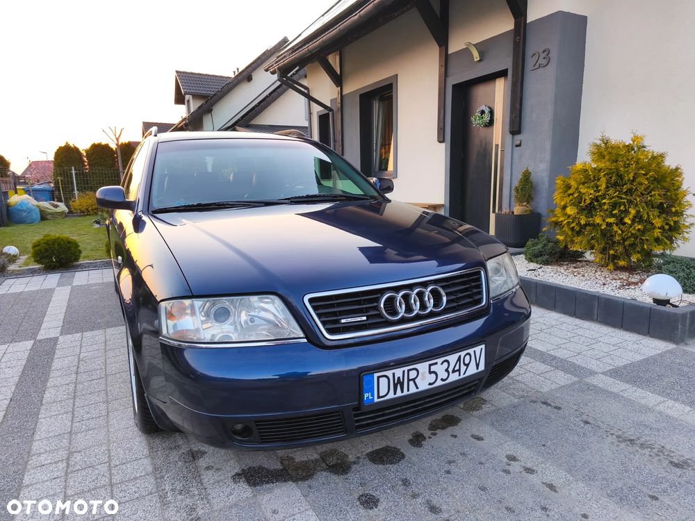 Audi A6 Avant 2.8 30V Quattro - 2