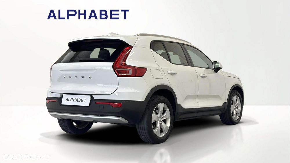 Volvo XC 40 T3 Momentum Pro - 8