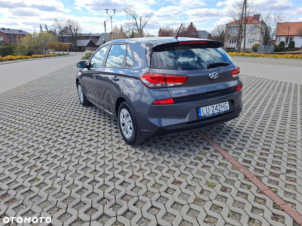 Hyundai i30 1.4 Classic + - 9