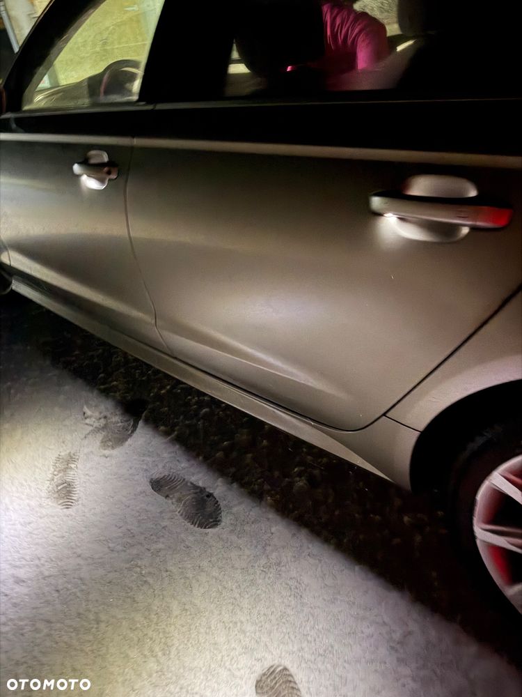 Audi A6 Avant 2.0 TDI ultra S tronic - 15