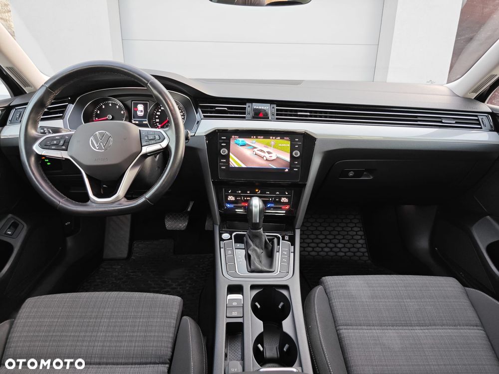 Volkswagen Passat 2.0 TSI Business DSG - 11