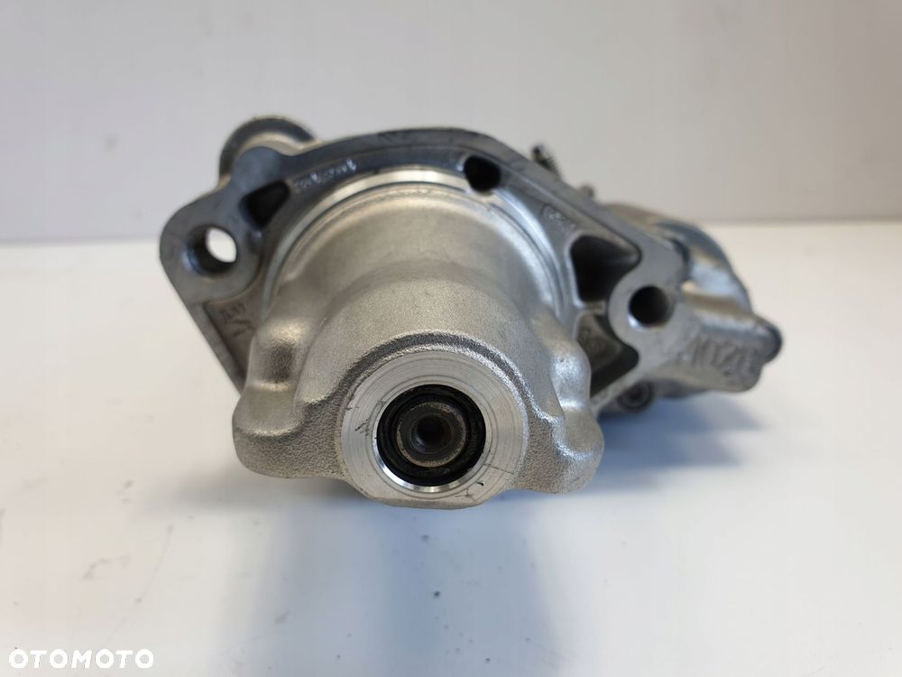 Mercedes W205 3.0 V6 ROZRUSZNIK 0001147422 Bosch - 5