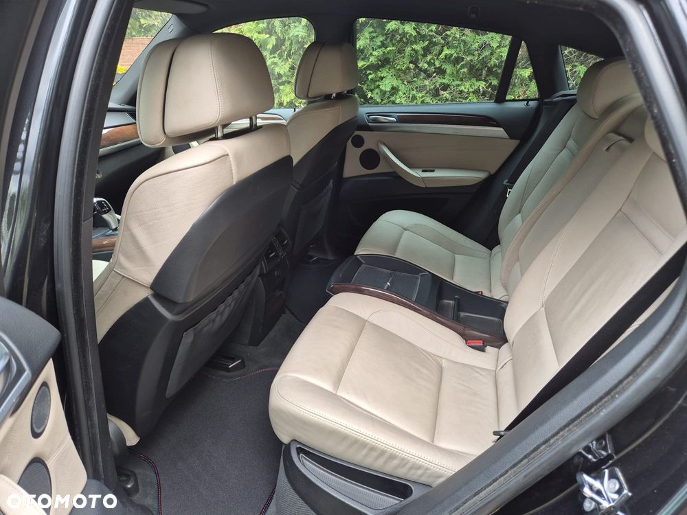 BMW X6 - 11