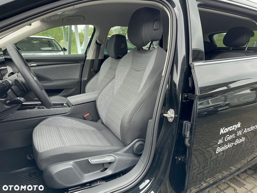 Skoda Superb 2.0 TSI Edition 130 DSG - 29