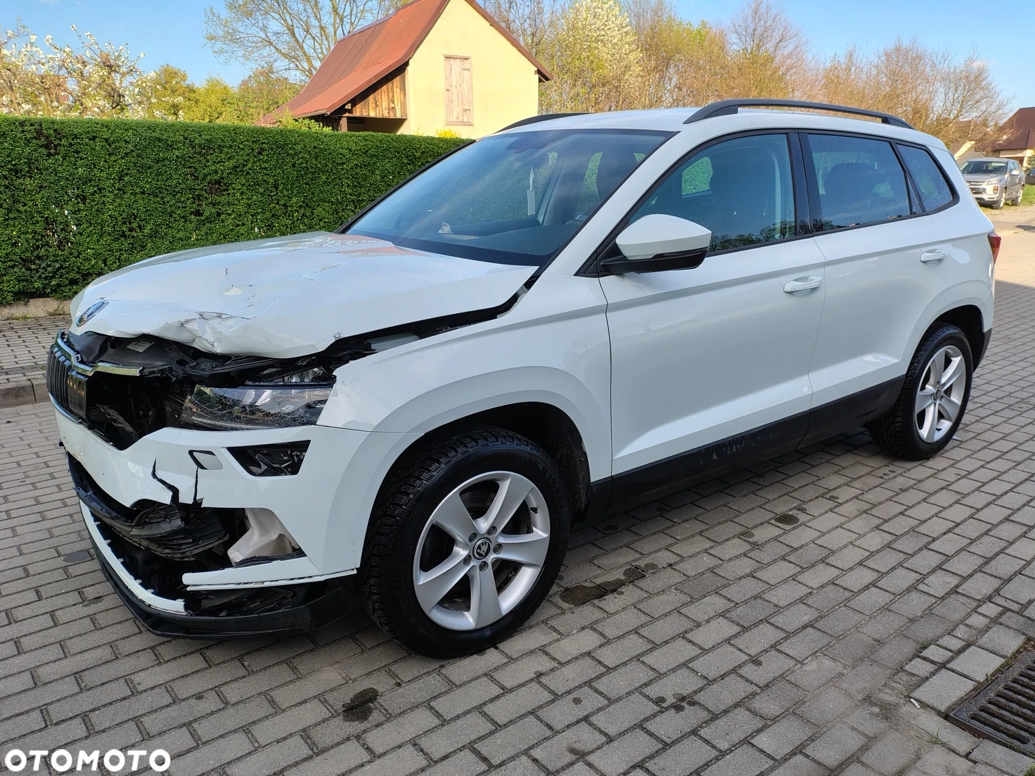 Skoda Karoq 1.0 TSI Selection - 4