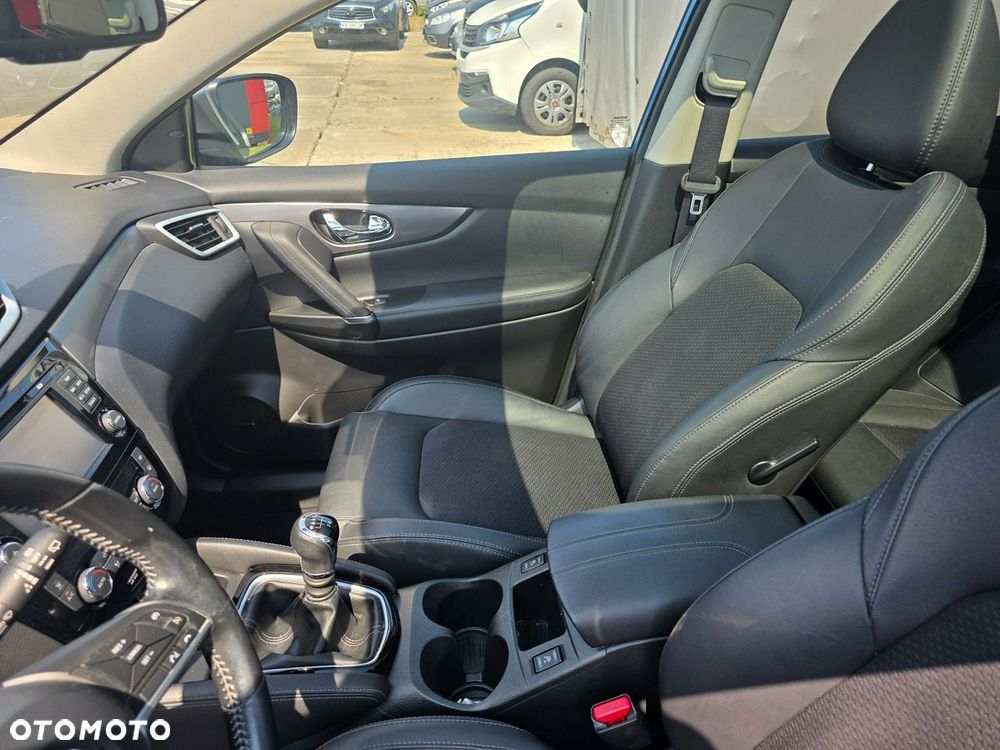 Nissan Qashqai - 13