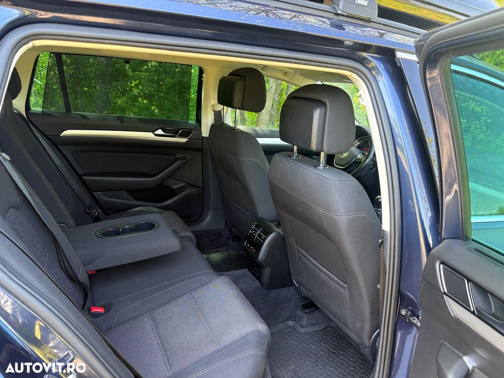 Volkswagen Passat 1.6 TDI (BlueMotion Technology) Comfortline - 17