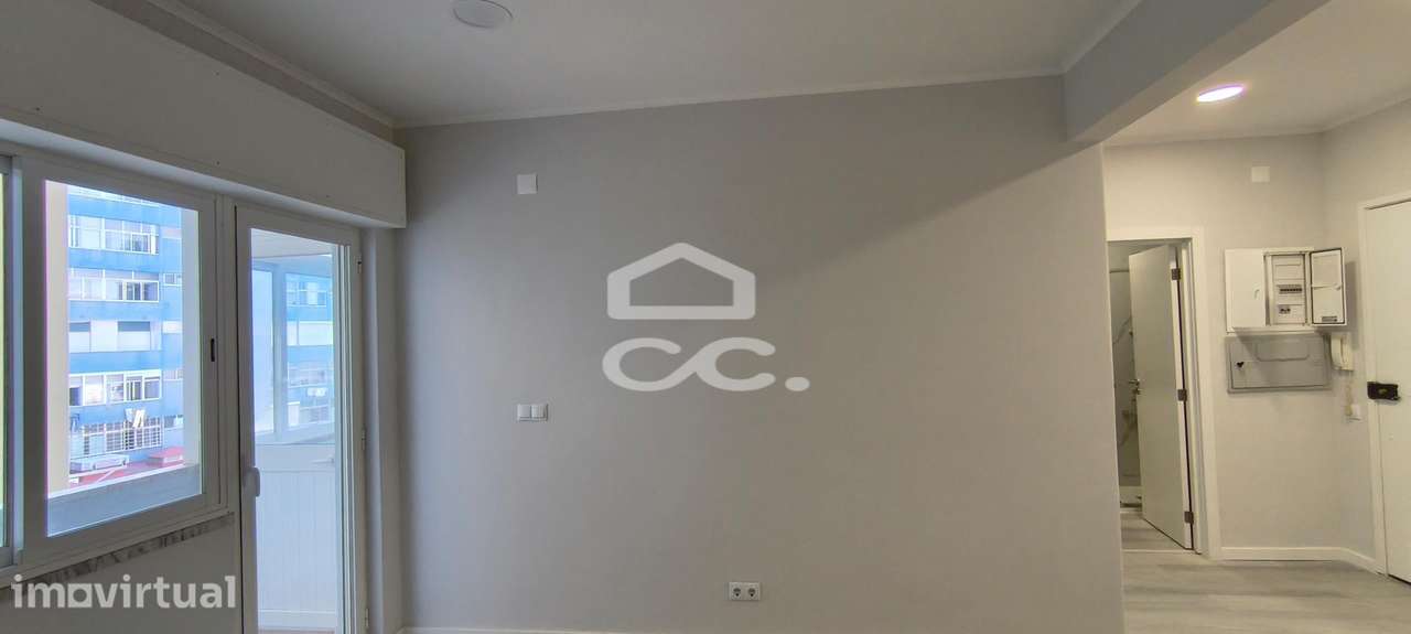 Apartamento T1 Amadora - Grande imagem: 3/42