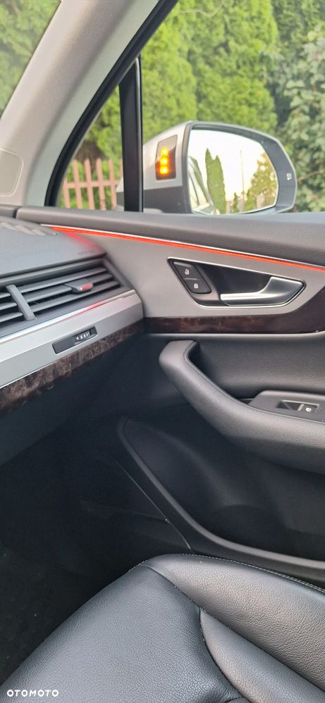 Audi Q7 - 15