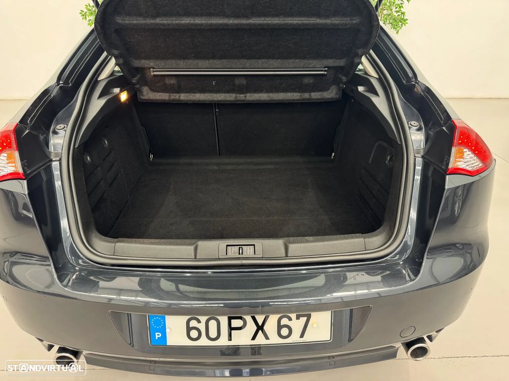 Renault Laguna ENERGY dCi 130 FAP Start & Stop Bose Edition - 13