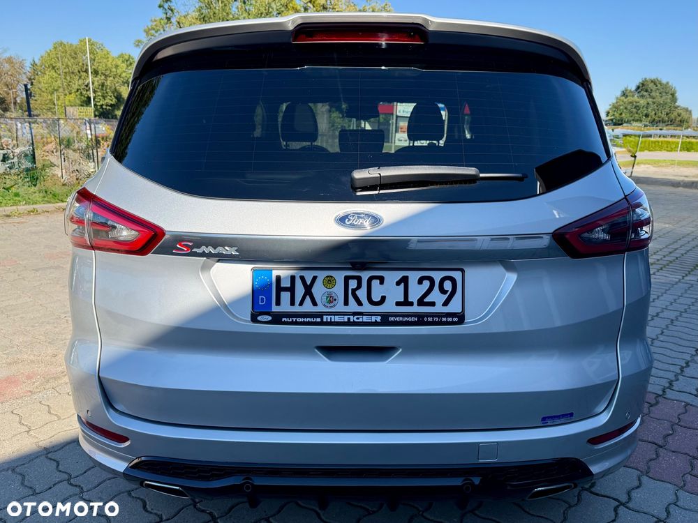 Ford S-Max - 10