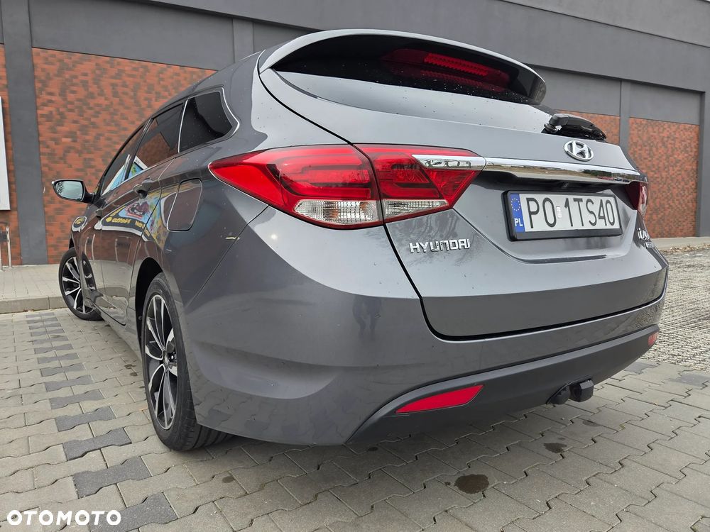 Hyundai i40 Kombi 1.7 CRDi DCT Premium - 17