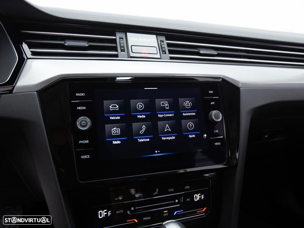VW Passat Variant 2.0 TDI Business DSG - 22