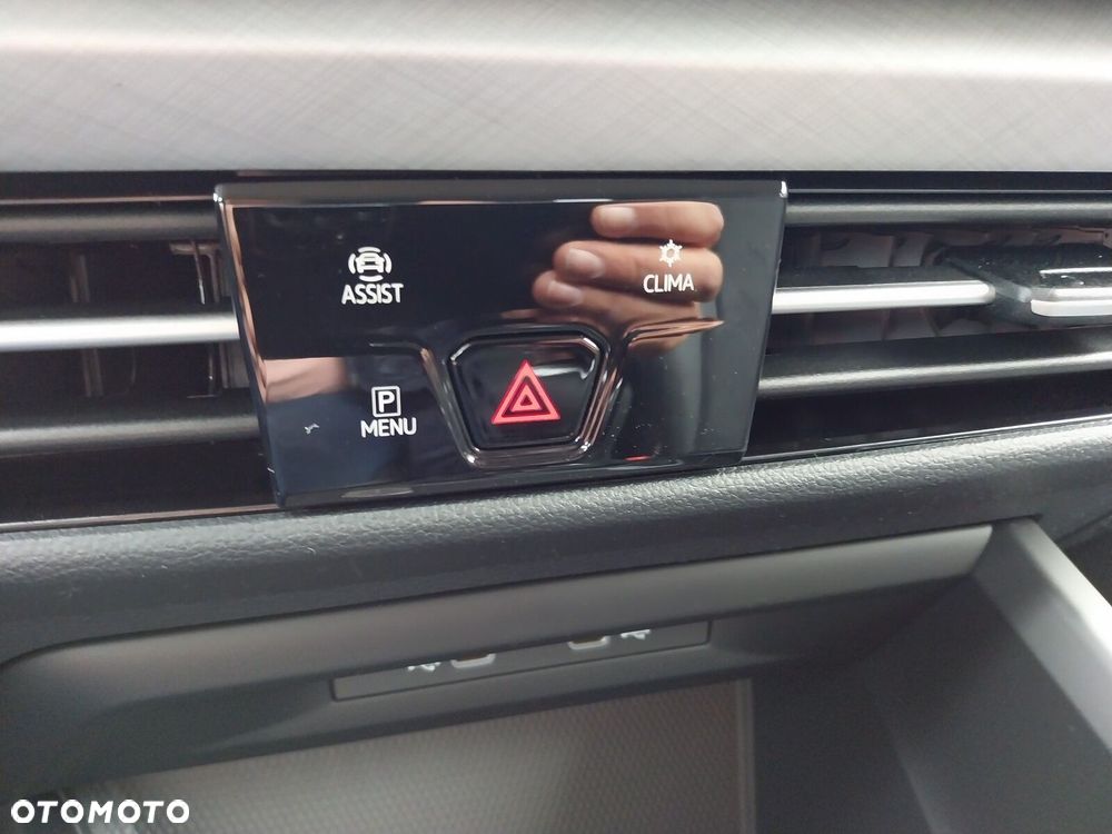 Volkswagen Golf - 35