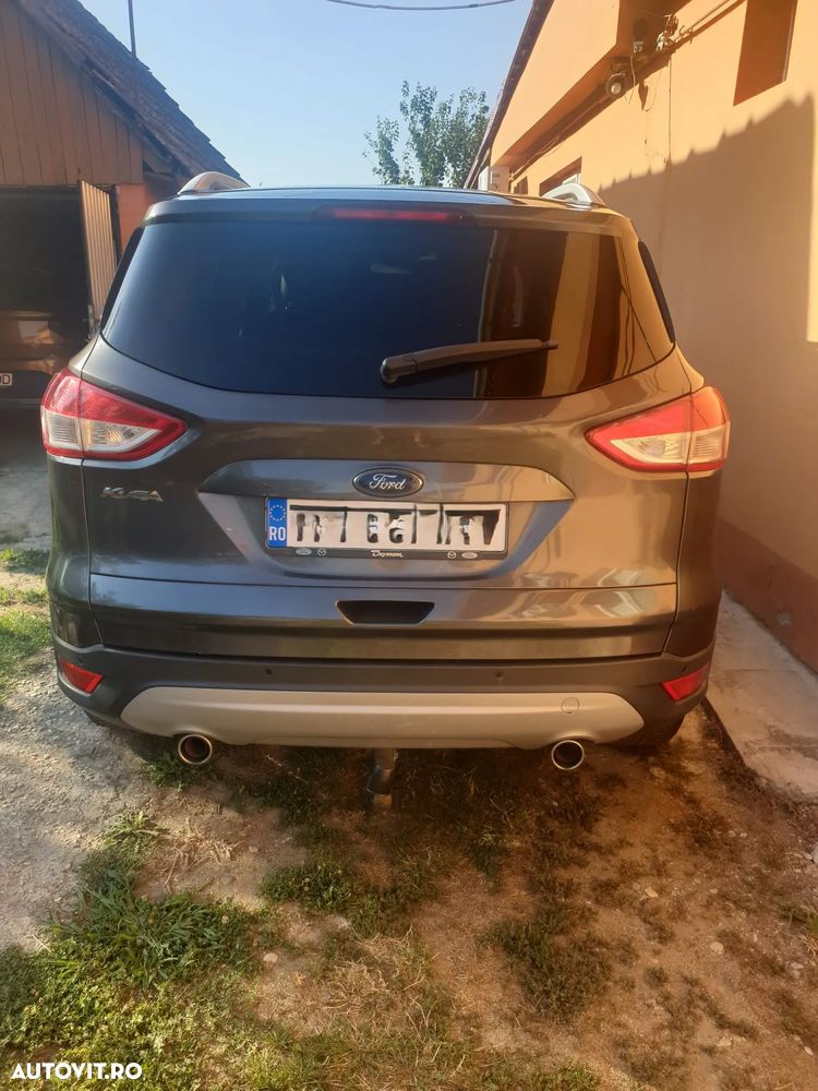 Ford Kuga 2.0 TDCi 4WD Powershift Titanium - 3