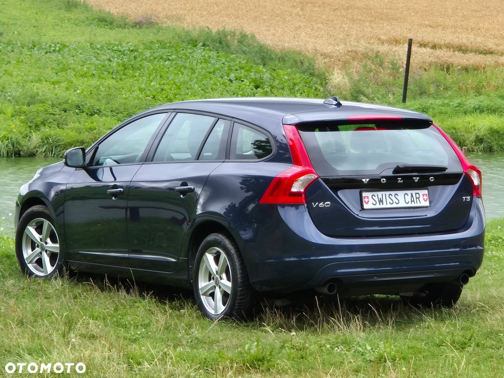 Volvo V60 T3 Edition - 33