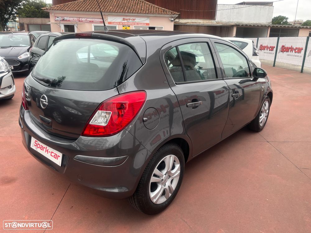 Opel Corsa 1.2 Enjoy - 3
