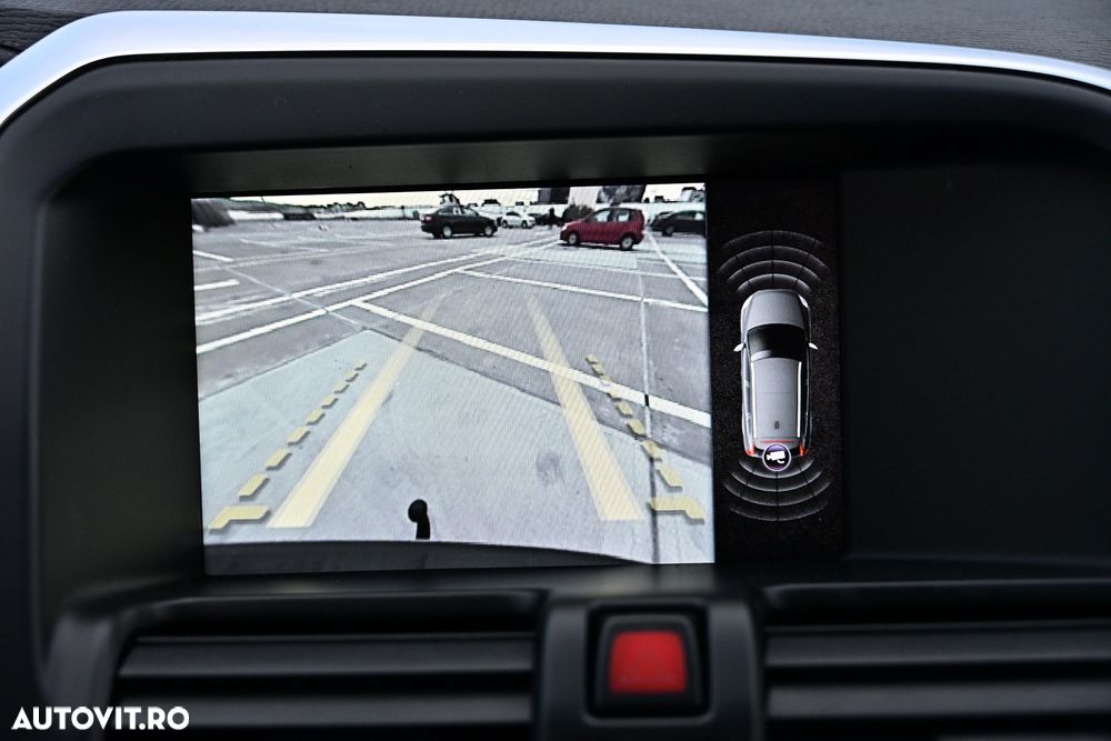 Volvo XC 60 D5 AWD Aut. RDesign - 29