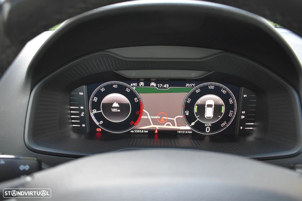 Skoda Karoq 1.0 TSI Style - 10