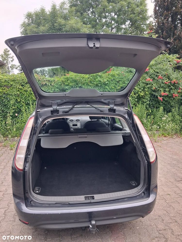 Ford Focus 1.8 FF Platinium X - 38