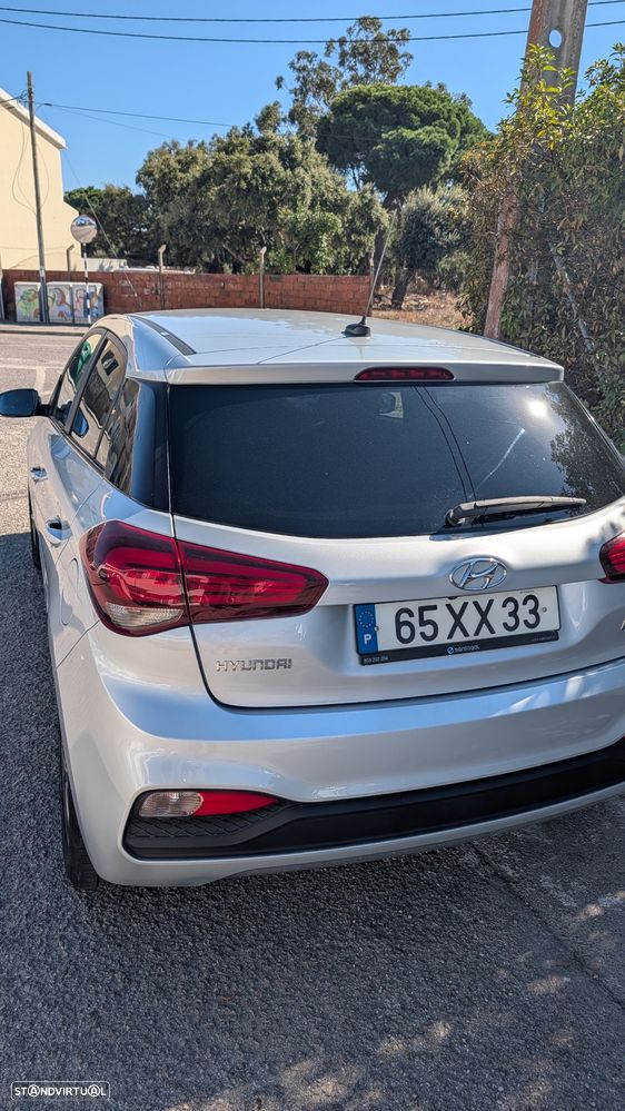 Hyundai i20 1.2 Comfort - 4