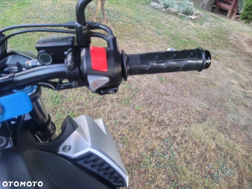 Honda CB - 32