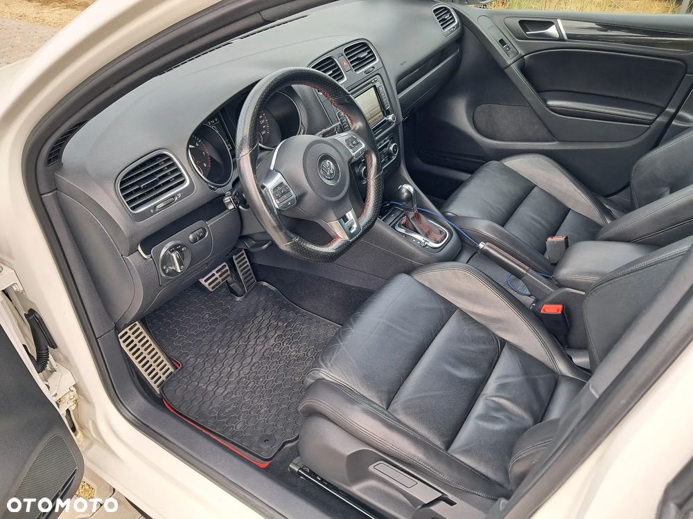 Volkswagen Golf 2.0 GTI DSG - 14