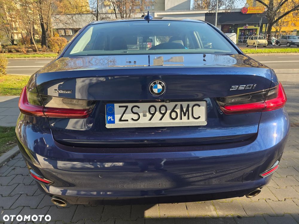BMW Seria 3 320i xDrive - 35