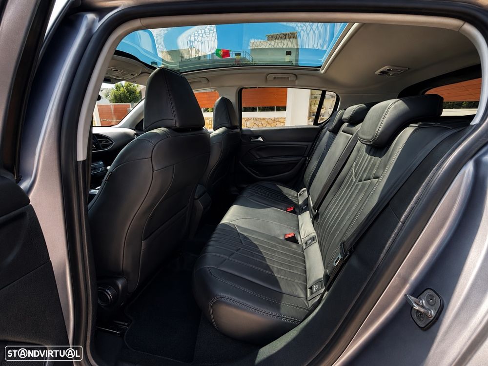 Peugeot 308 1.2 PureTech Allure Full LED - 13