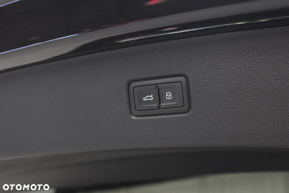 Audi Q7 55 TFSI mHEV Quattro Tiptr - 24