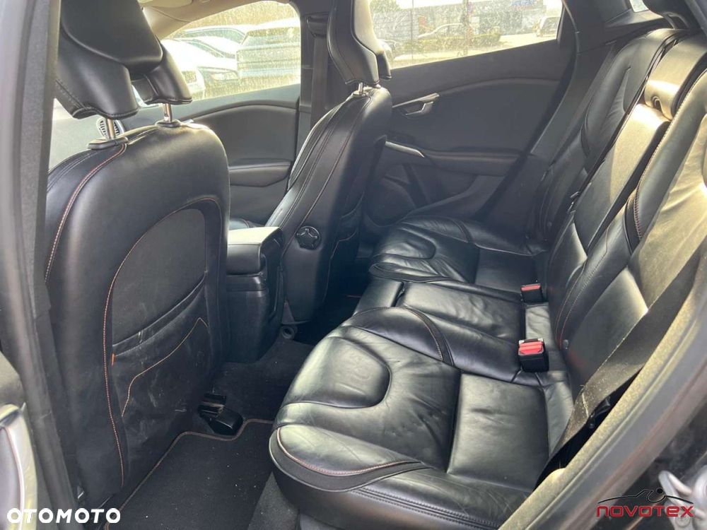 Volvo V40 D2 Ocean Race - 9