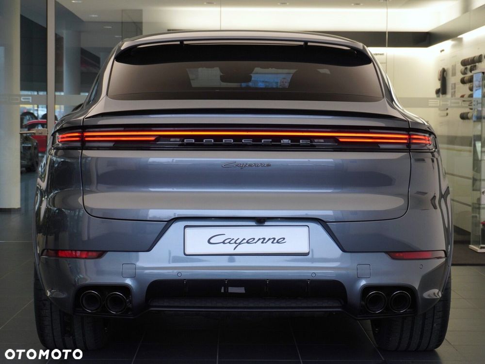 Porsche Cayenne E-Hybrid PHEV Black Edition - 17