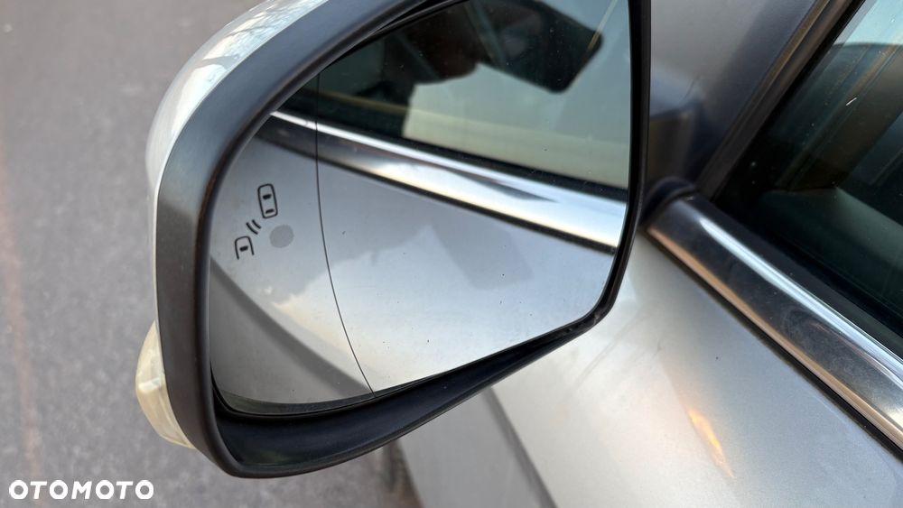 Ford Mondeo 2.0 TDCi Titanium X - 13