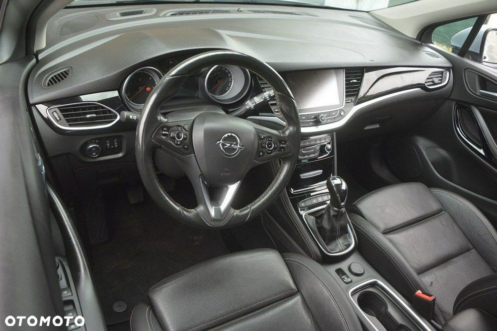 Opel Astra 1.6 D (CDTI) Start/Stop Innovation - 16