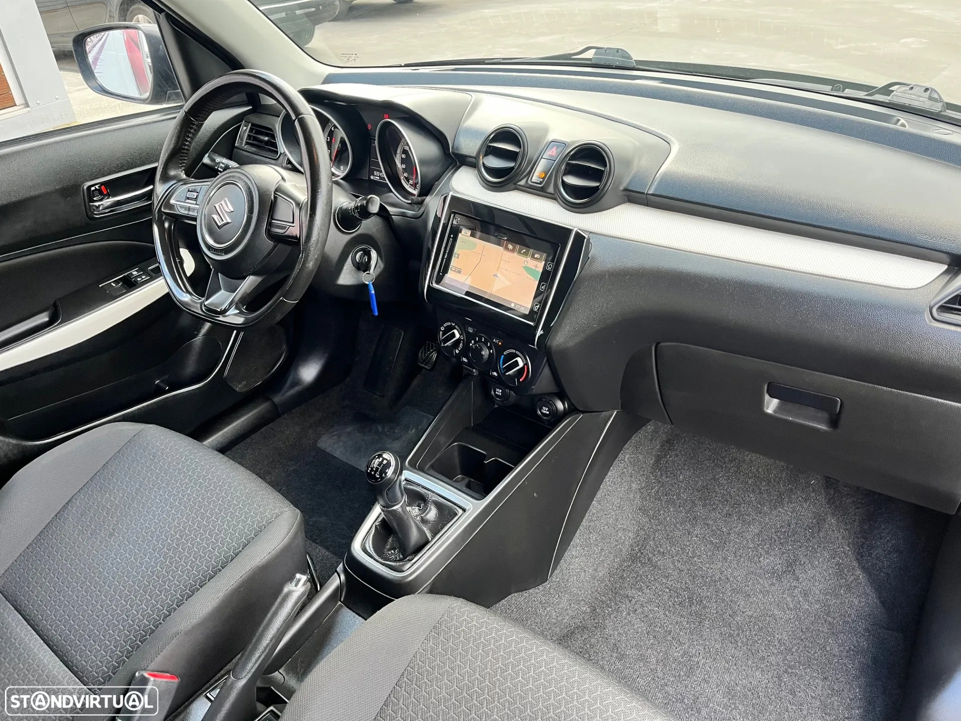 Suzuki Swift - 4