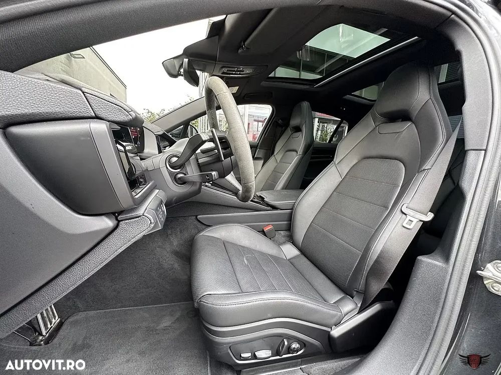 Porsche Panamera 4 E-Hybrid - 9