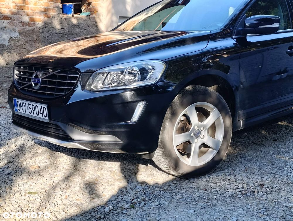 Volvo XC 60 D4 Momentum - 4
