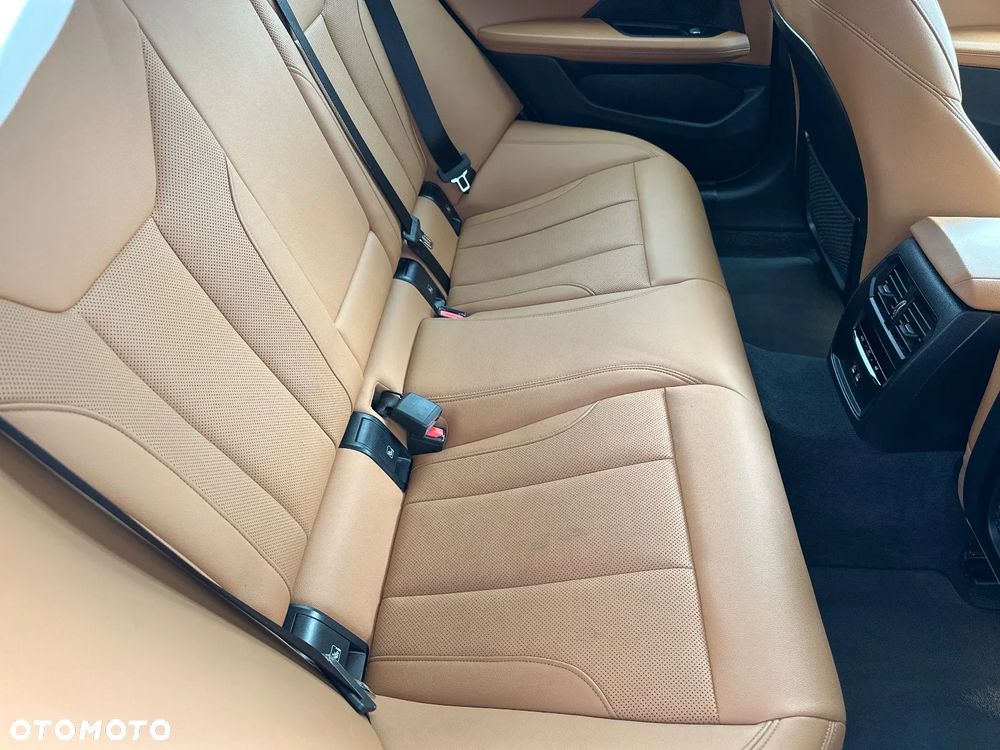 BMW Seria 4 420d xDrive mHEV M Sport - 31