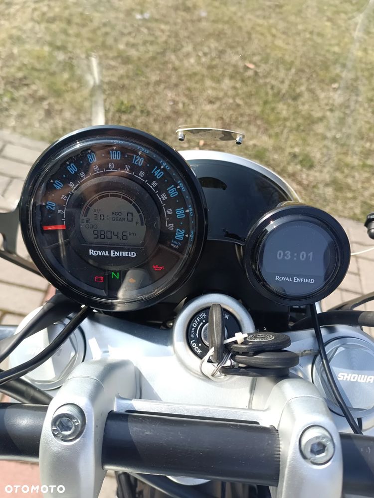 Royal Enfield Super Meteor - 17