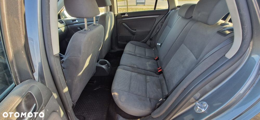 Volkswagen Golf 1.9 TDI Trendline - 21