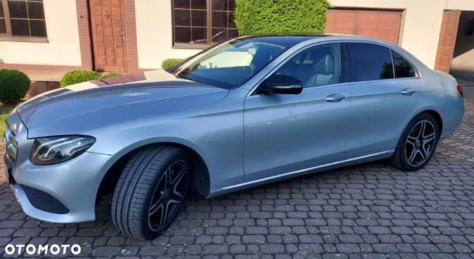 Mercedes-Benz Klasa E 250 9G-TRONIC - 7